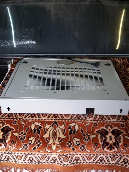 Продам.вытяжку Hansard