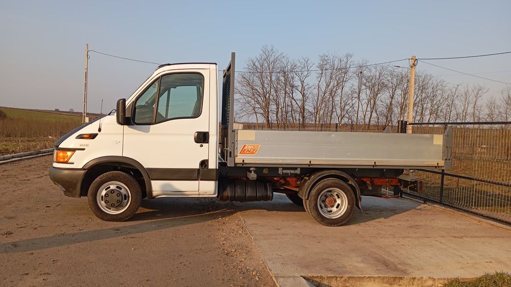 Iveco Daily 35c13 basculabil anul 2004 Italia