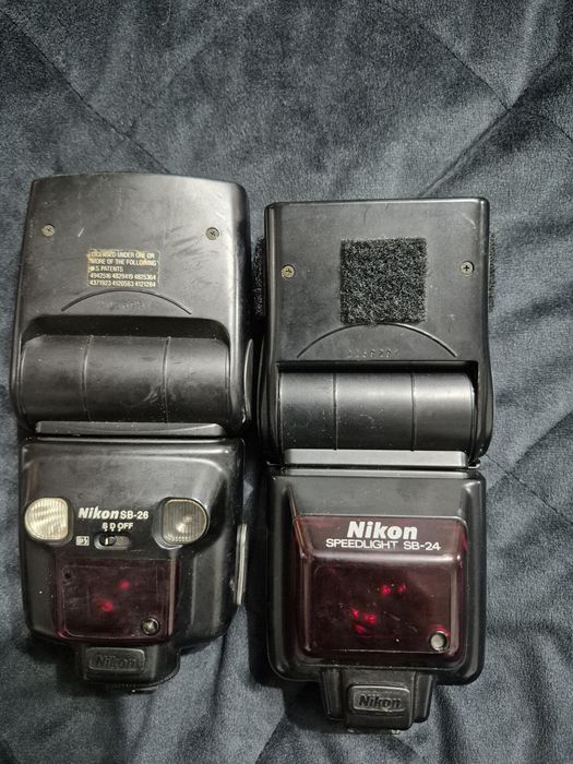 Blitz Nikon SB 28 si SB 24