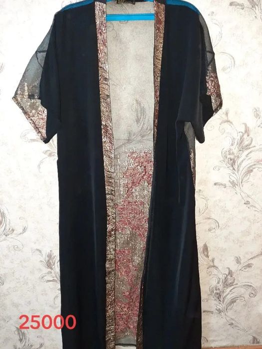 Вечерние платья