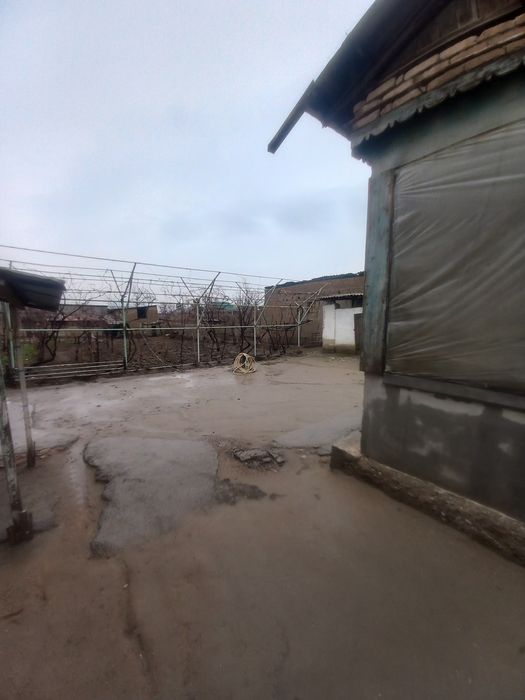 Yer uchaskasi srochna sotladi manzil nayaman maxalsida joylashkan