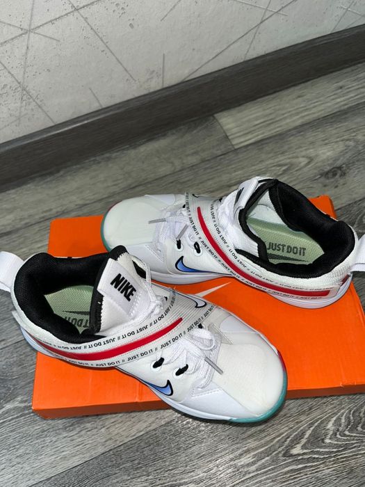 Кроссовки Nike React Hyperset