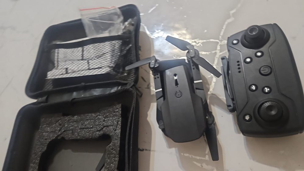 Продам дрон коптер