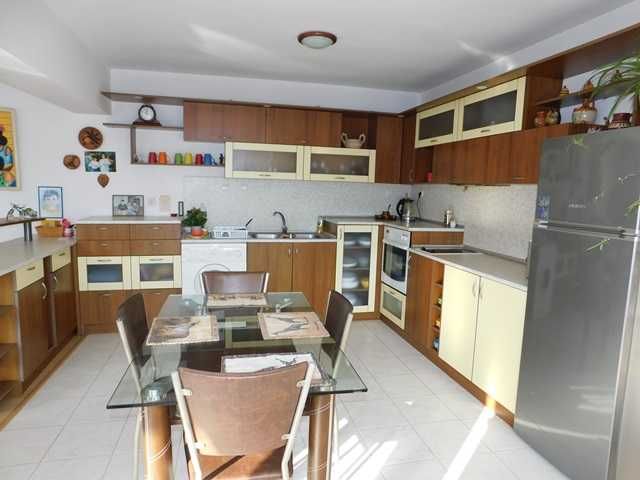 Продава се Многостаен апартамент в Търговище, Боровец - 240 кв.м за 835 €/кв.м - Снимка #4