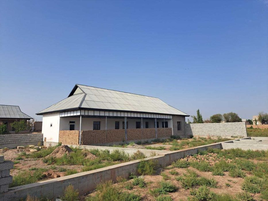 янги курилаётган Уй сотилади тугиз махалла сеплон чорахага Якин жойда