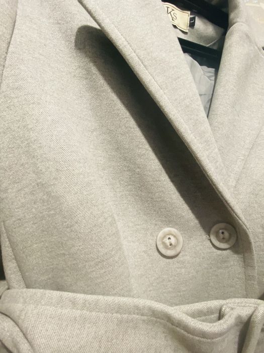 Продается пальто