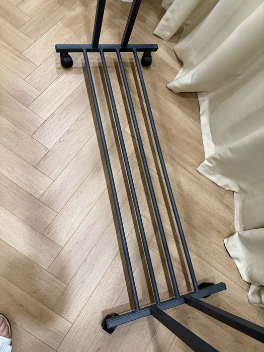 Вешалка  для одежды напольная