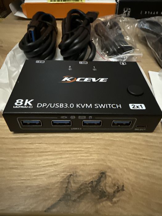 KCEVE KVM201DPA KVM Switch DisplayPort 2 PC 1 Monitor 8K 30Hz 4K 144Hz USB 3.0 4 Porturi DP Gaming Tastatura Mouse Resigilat Open Box