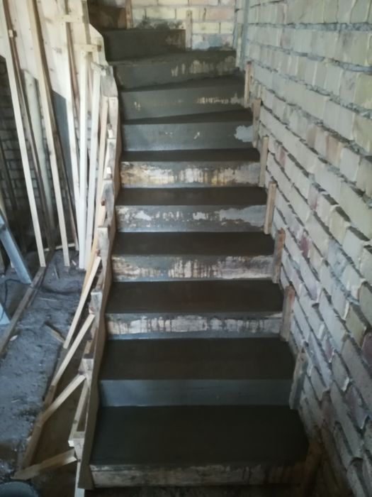 Лестница монолитная