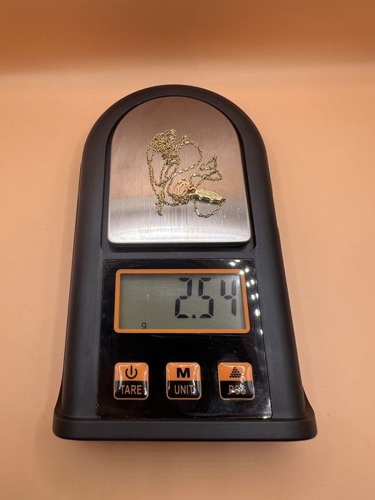 Продам золотую цепочку.