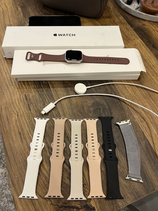 Apple Watch SE (2nd Gen) 40mm Starlight