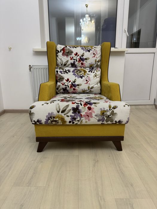 Диван в гостинной