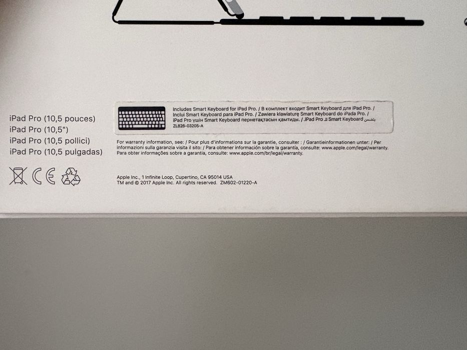 iPad pro smart keyboard