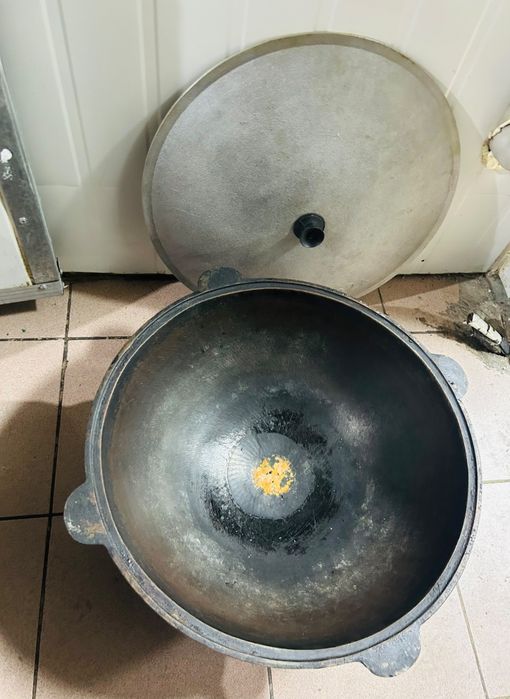Казаны 22 и 30л чугун