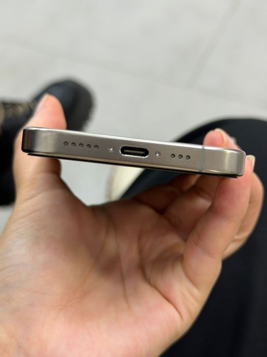 Айфон 16 про 128 гб акб 100%