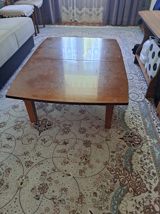 Шай стол сатылады.