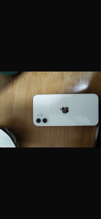 Iphone 12.                                          З