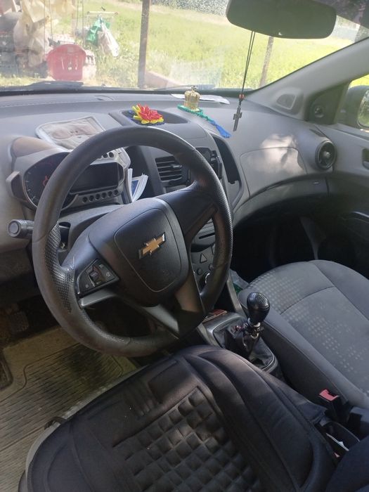 auto CHEVROLET AVEO