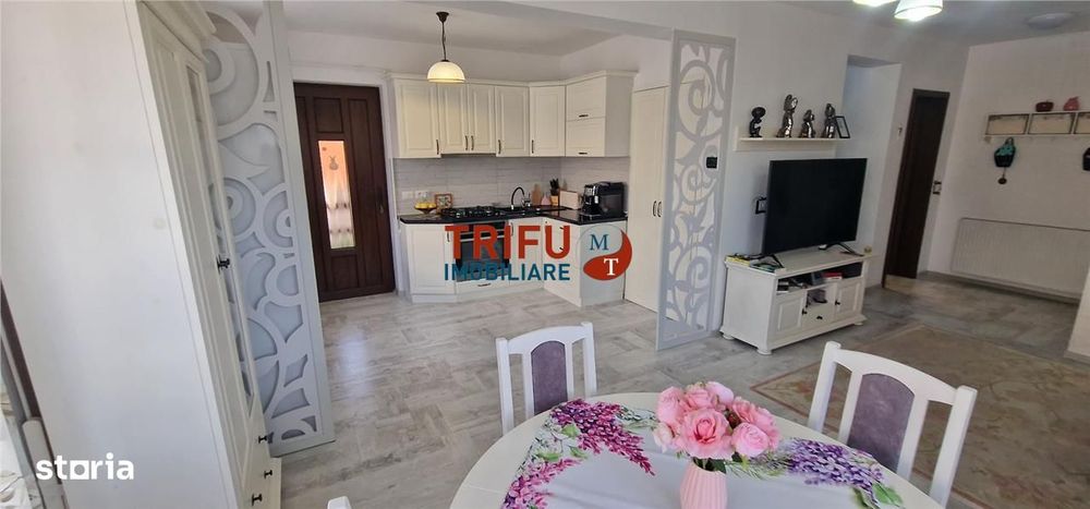 Casa tip Duplex de vanzare in Cetate