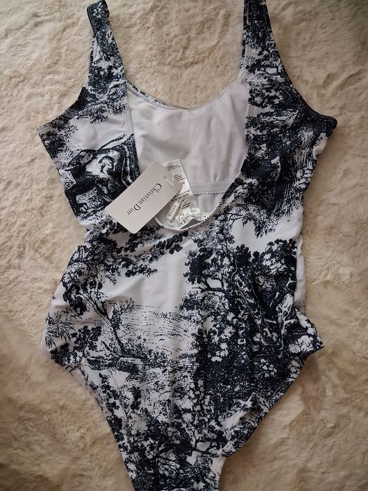 Costum de baie intreg sau din 2 piese Christian Dior