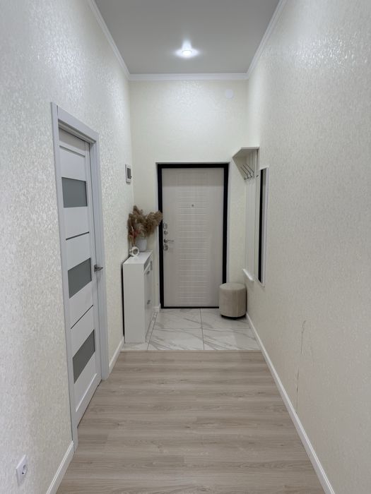 Продам 2 ком квартиру абая 244