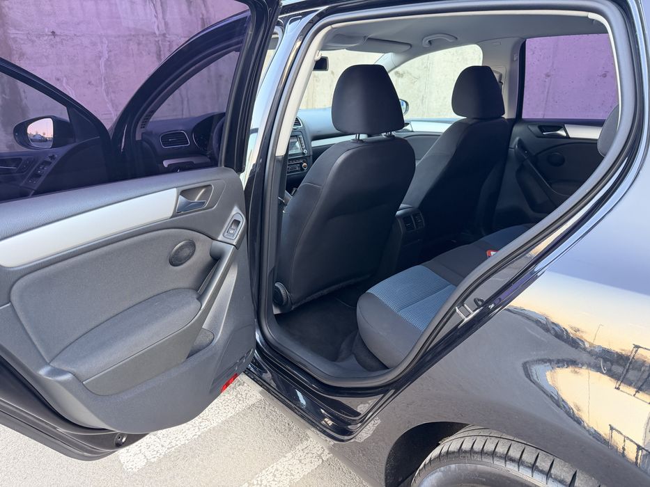 Volkswagen GOlf 6 2.0 diesel 140cp/Scaune incazlite/Senzori parcare