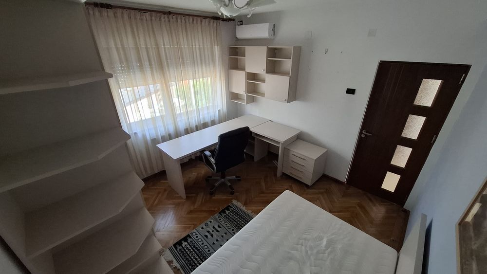 Casă, Calea Unirii, 500 m distanță de Parcul Romanescu