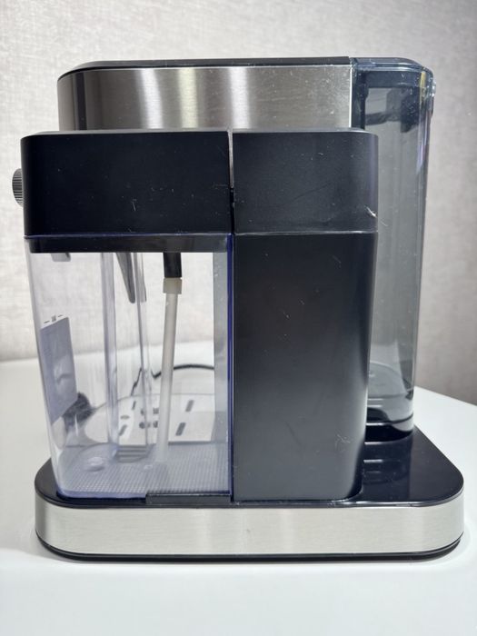 Кофемашина автоматическая, рожковая