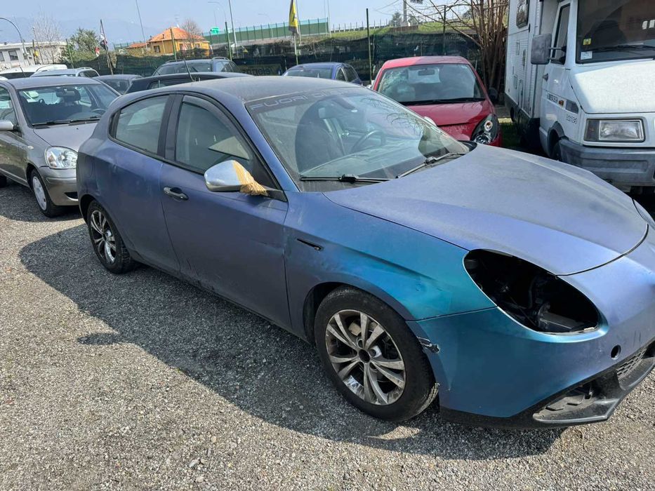 Alfa Romeo Giulietta на части