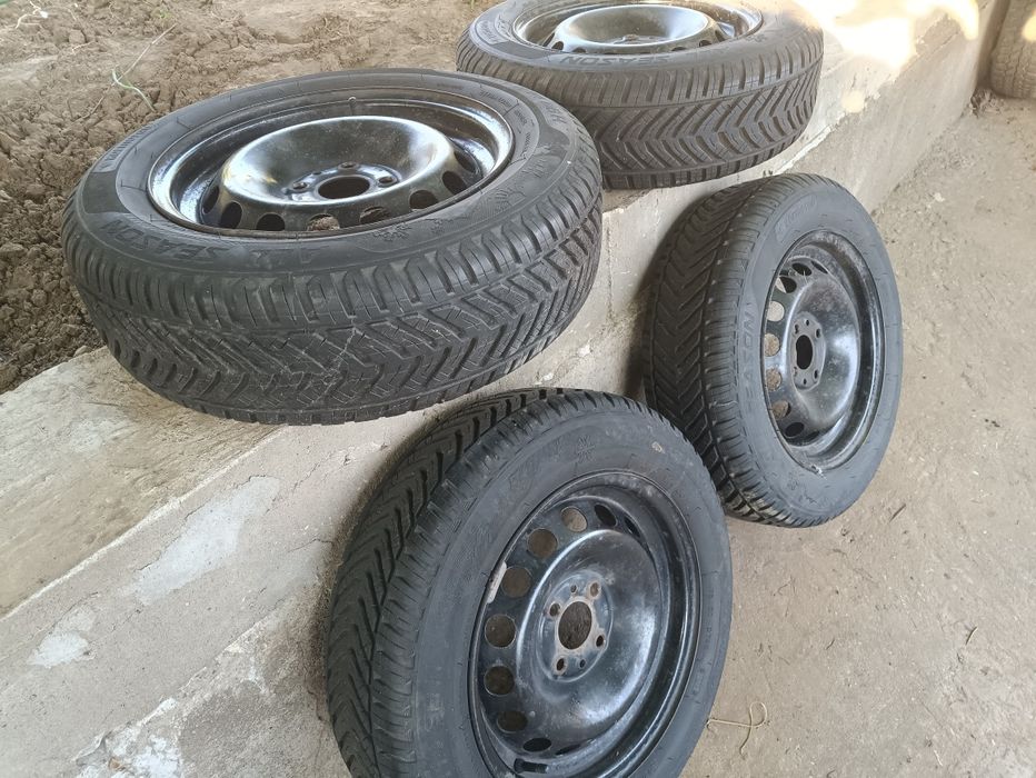 4бр.Гуми с джанти 175/65 R14 за Fiat Punto