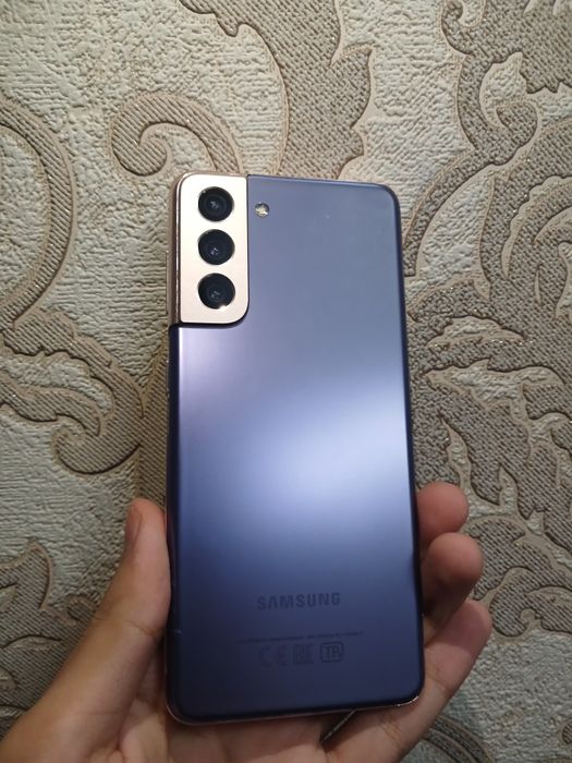 Продается Samsung s21