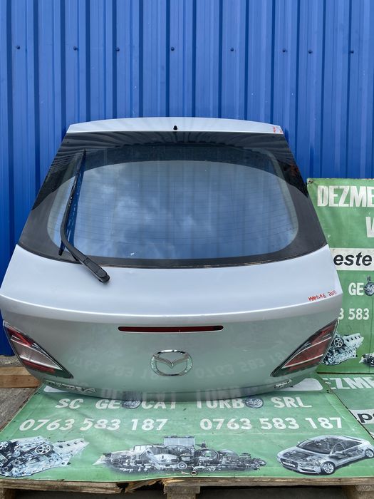 Haion cu lunetă Mazda 6 2010