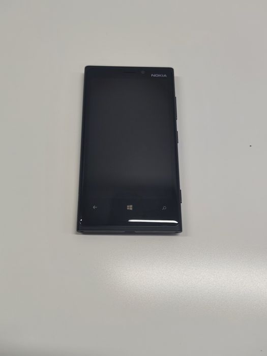 Продам lumia 920 windows phone 10
