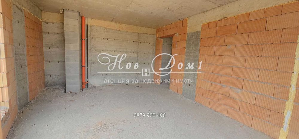 Тристаен апартамент / Ново строителство / Опция до ключ и обзавеждане.