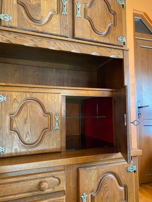 Масивна дървена секция на около 80 години