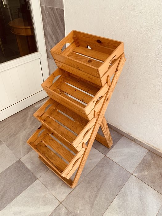 Винтидж етажерка-рафтове за съхранение