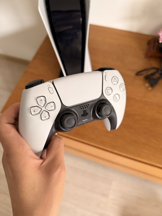 PlayStation 5 с дисководом PS5
