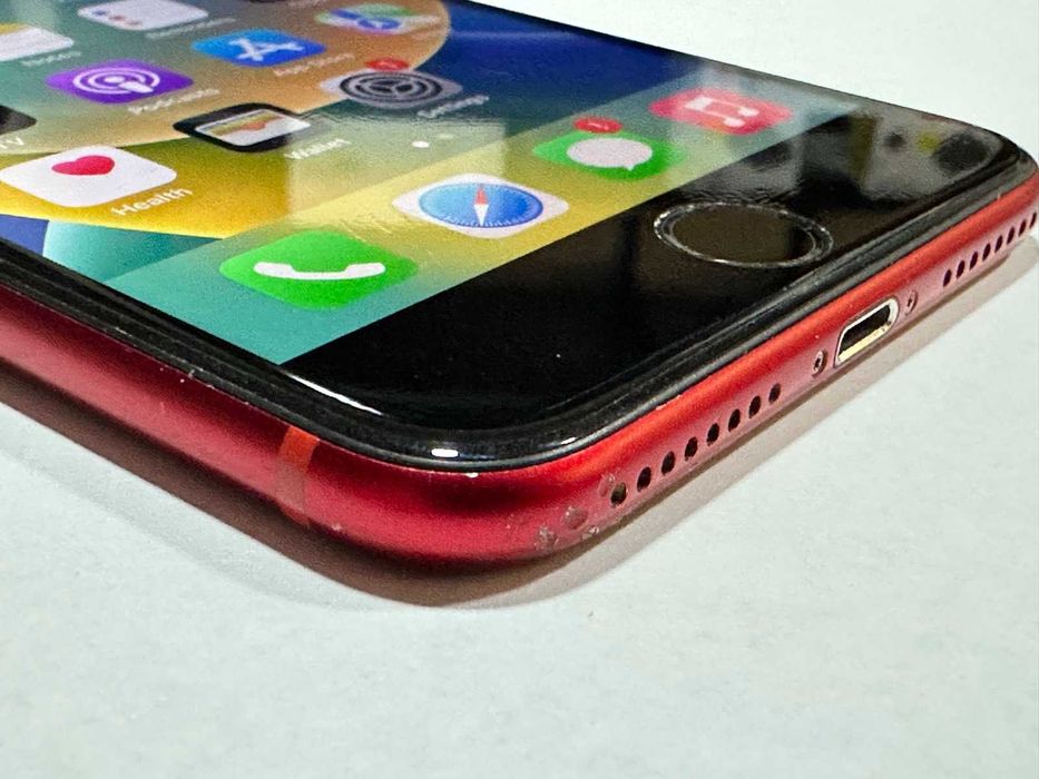 Apple iPhone 8 Plus 64GB, 83% Батерия