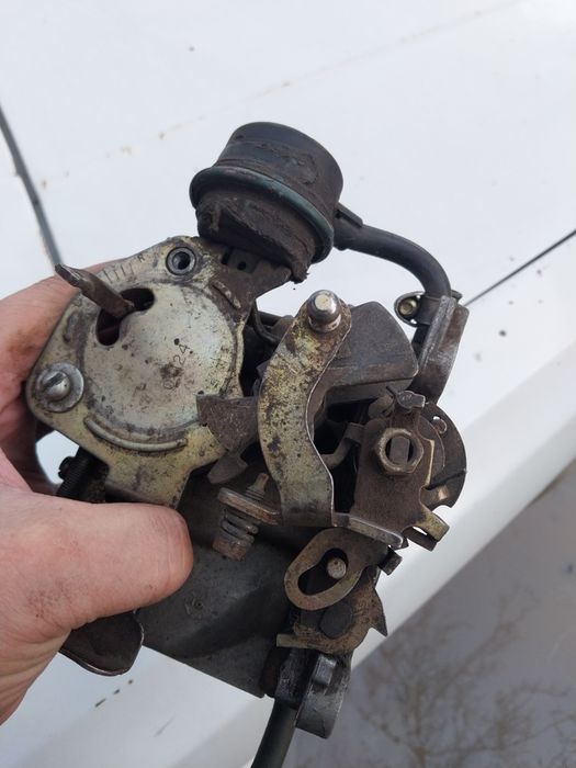 Карбюратор на опель продаю