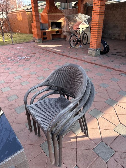 Стол стулья для улицы , сада , дачи .