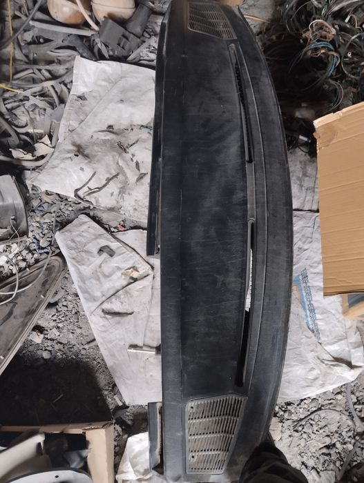 Панель мерс 190 продам