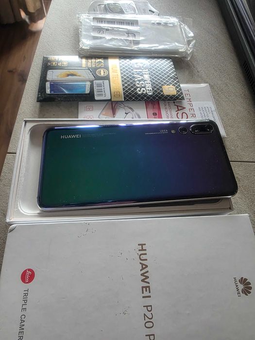 Huwei P20pro запазен
