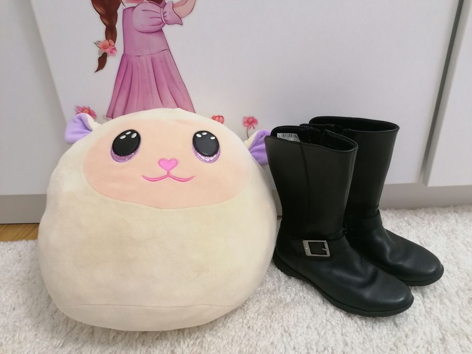 Cizme piele înalte mărime 32 plus perna plus