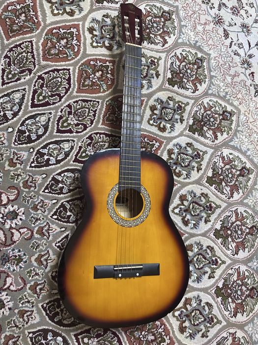 Гитара 6 струновый