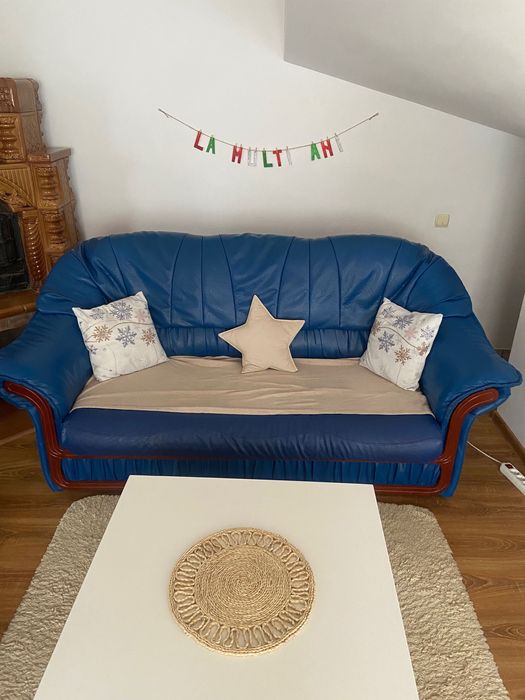 Vând canapea cu fotoliu