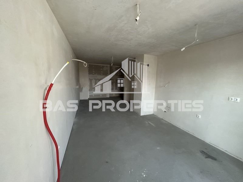 Продава се Тристаен апартамент в София, Център - 100 кв.м за 2770 €/кв.м - Снимка #1