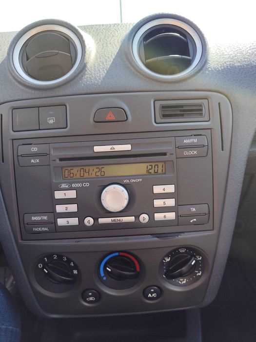 Ford Fusion 1.4 Diesel 2009 4500€ Negociabil