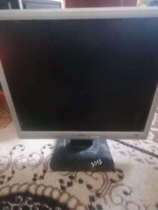 монитор 17 диагонали на запчасти