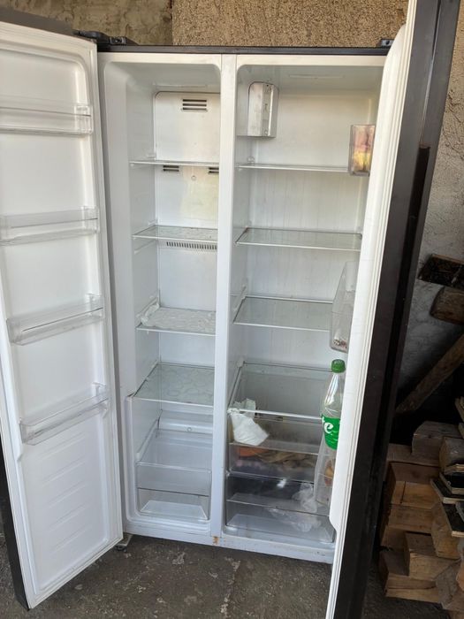 Продавам  хладилник с фризер  finlux