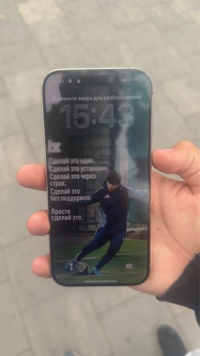 Iphone 15 pro 90